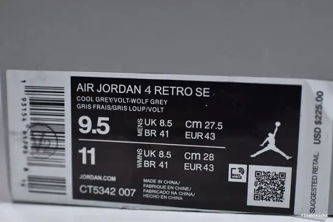 SE 4 Air Jordan Neon CT5342-007 0427
